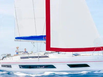 Sunsail 41.3 Premium Plus