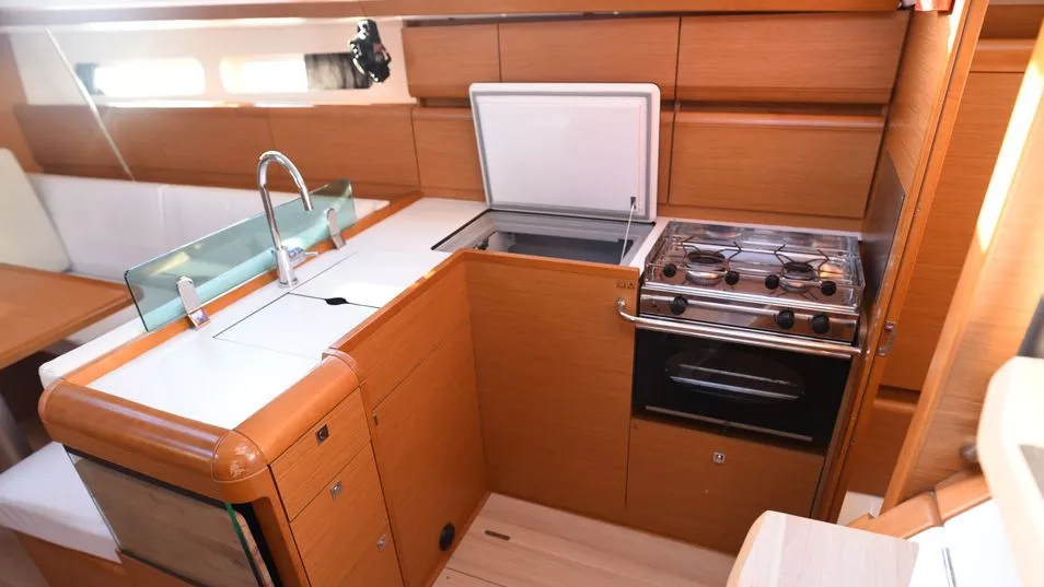 Galley of Eulimene, a Jeanneau Sun Odyssey 419 sailboat at Volos, Greece