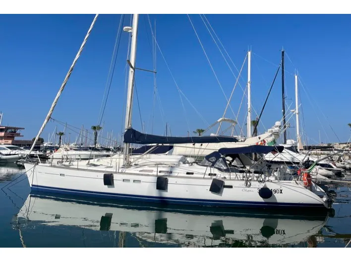Exterior view of Rashomon, a Beneteau Oceanis 473 sailboat at Nettuno, Italy