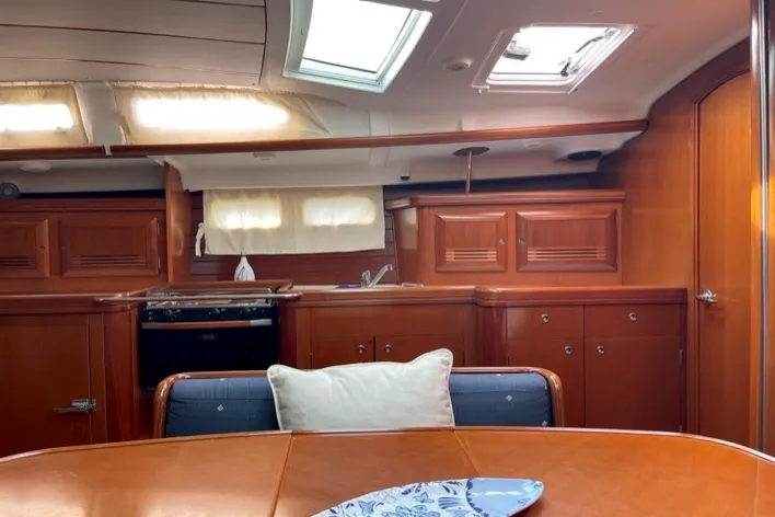 Galley of Rashomon, a Beneteau Oceanis 473 sailboat at Nettuno, Italy