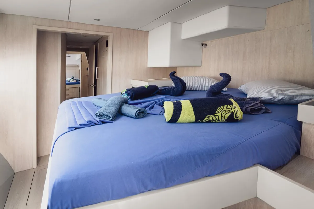 Cabin on Between, a Leopard 58 catamaran at Roche Caiman, Seychelles