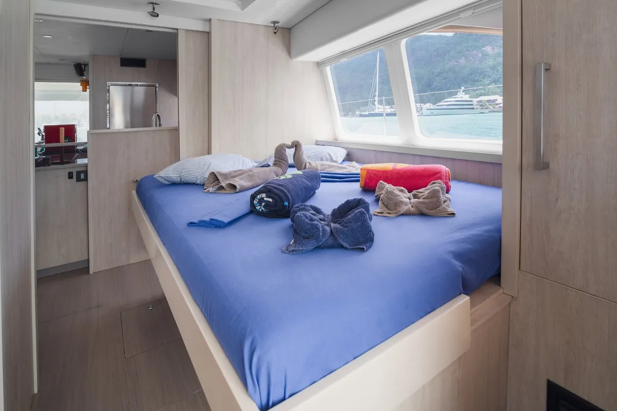 Cabin on Between, a Leopard 58 catamaran at Roche Caiman, Seychelles