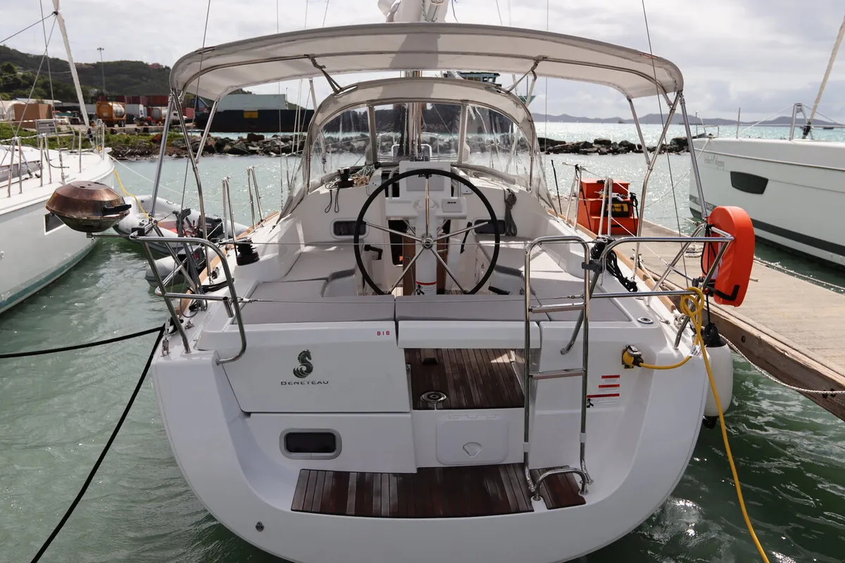 Exterior view of Chilli, a Beneteau Oceanis 31 sailboat at Road Town, British Virgin Islands