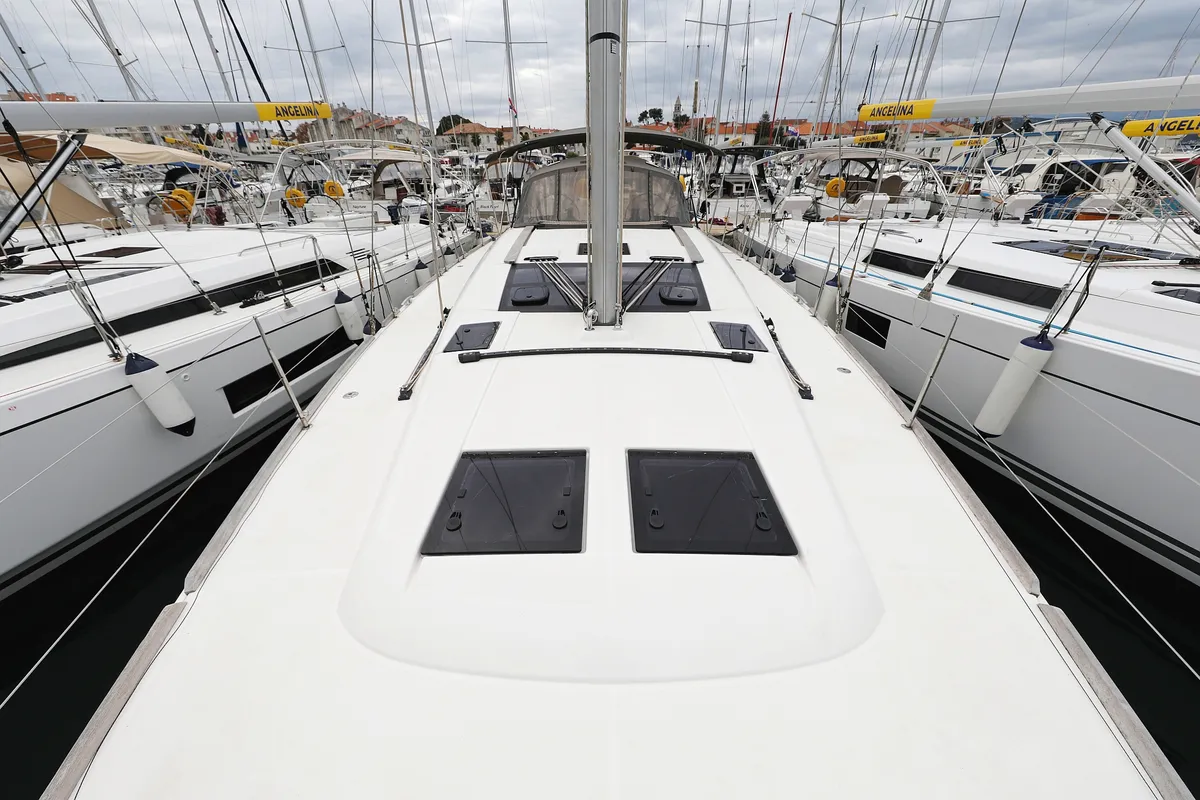 Salon of Sylke, a Dufour 460 GL sailboat at Grad Biograd na Moru, Croatia