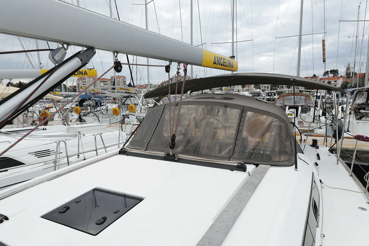 Salon of Sylke, a Dufour 460 GL sailboat at Grad Biograd na Moru, Croatia
