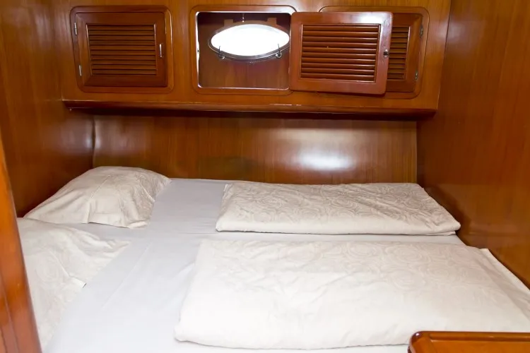 Cabin on Viva La Libertad , a Staryacht 1940 motorboat at Primošten, Croatia