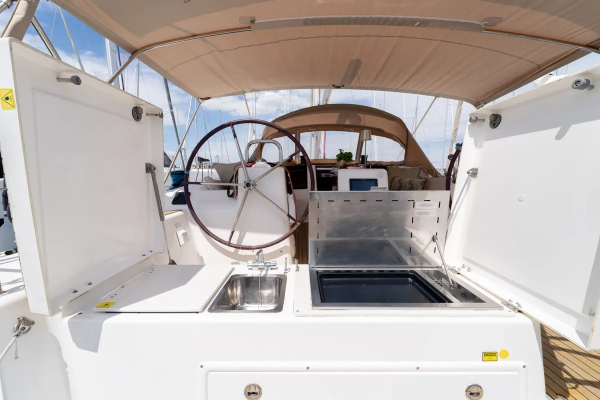 Vellamo, a Dufour 460 GL sailboat at Pirovac, Croatia