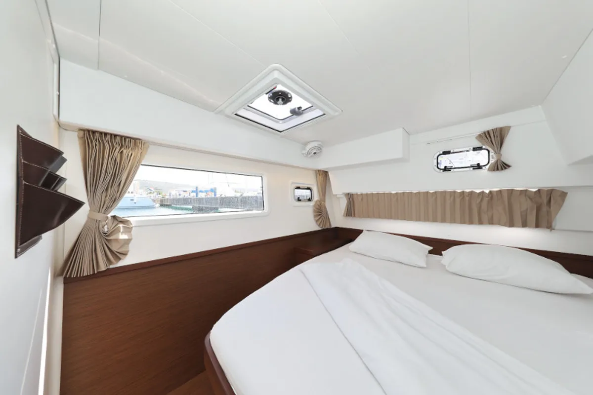 Cabin on Lagoon 42, a catamaran at Sukošan, Croatia