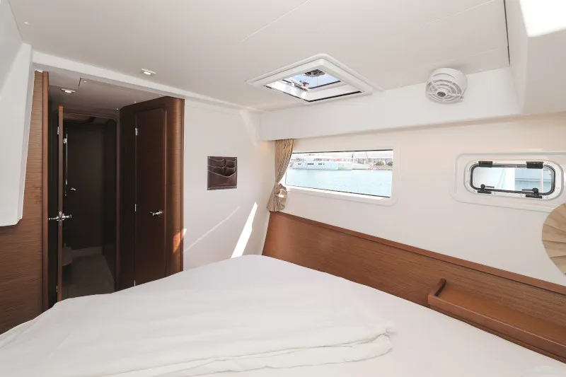 Cabin on Lagoon 42, a catamaran at Sukošan, Croatia