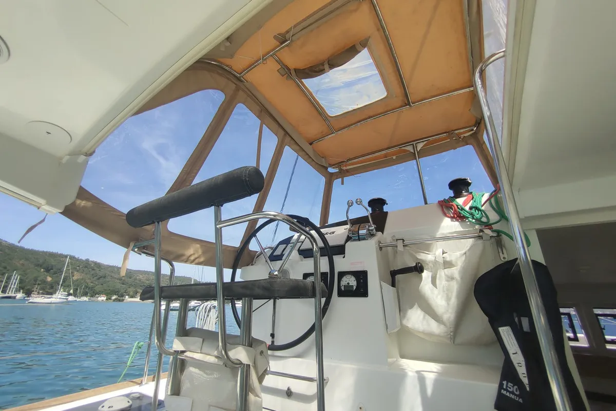 Salon of Santi, a Lagoon 400 catamaran at Fethiye, Turkey