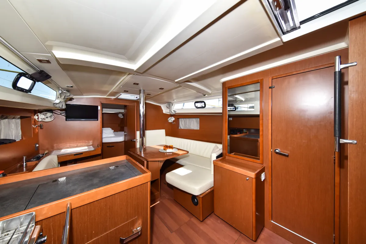 4Play, a Beneteau Oceanis 41.1 sailboat at Općina Sukošan, Croatia