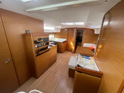 Salon of ATHINA, a Jeanneau Sun Odyssey 490 sailboat at Sukošan, Croatia