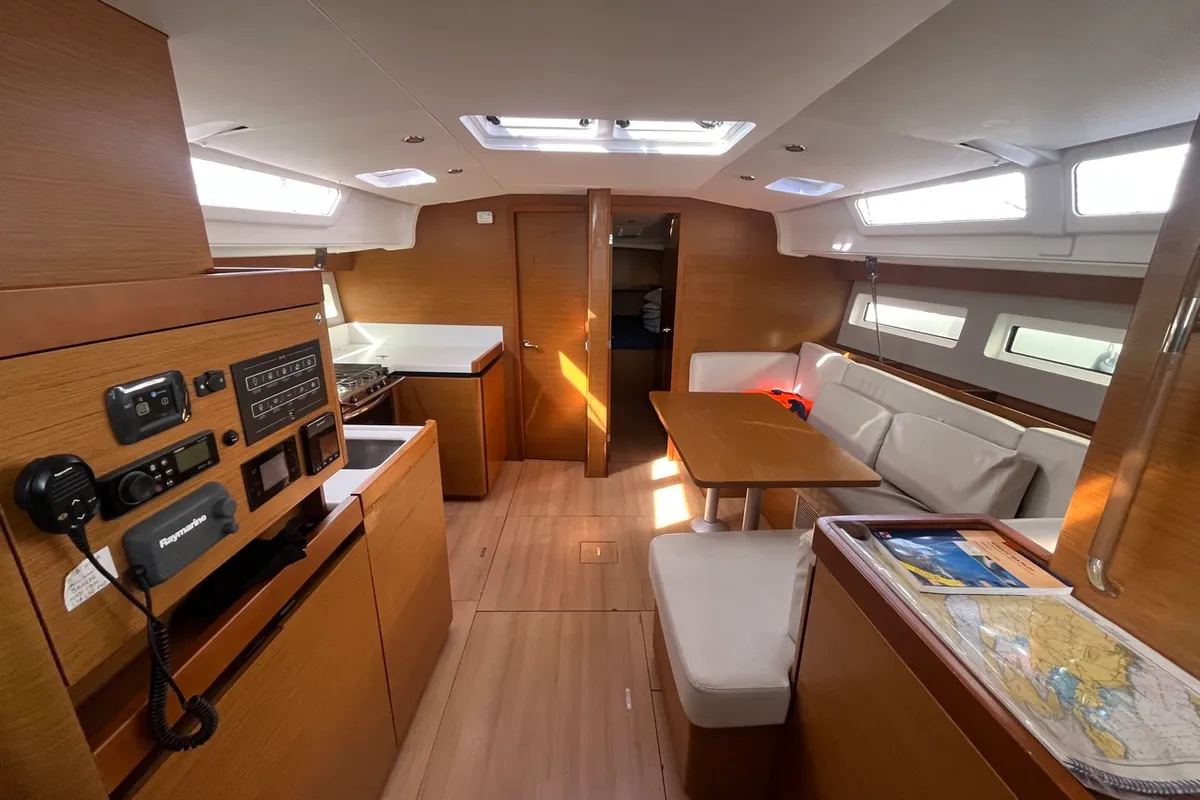 Salon of ATHINA, a Jeanneau Sun Odyssey 490 sailboat at Sukošan, Croatia