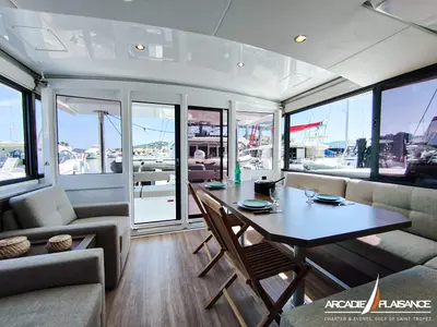 Salon of Lou Creusois, a Bali 4.4 catamaran at Cogolin, France