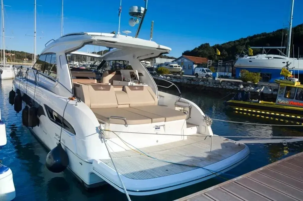 Exterior view of Varola, a Bavaria Sport 450 HT motorboat at Seget Donji, Croatia