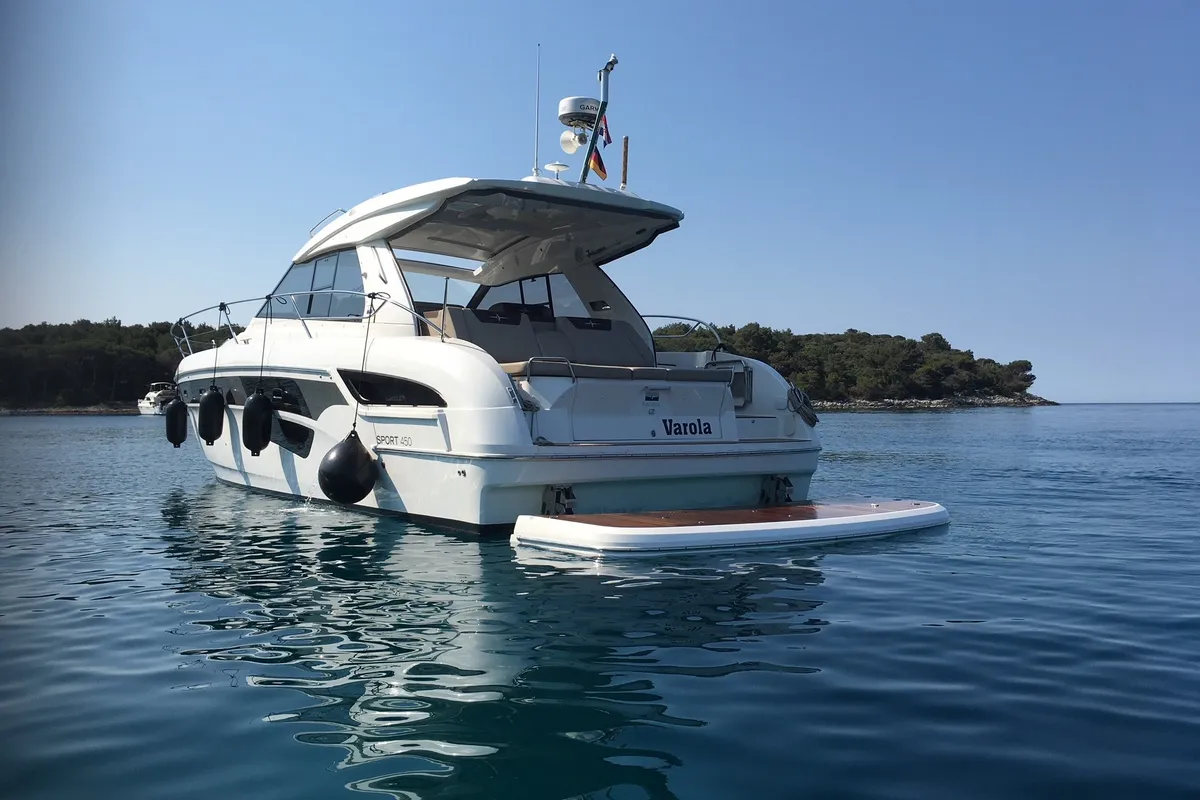 Exterior view of Varola, a Bavaria Sport 450 HT motorboat at Seget Donji, Croatia