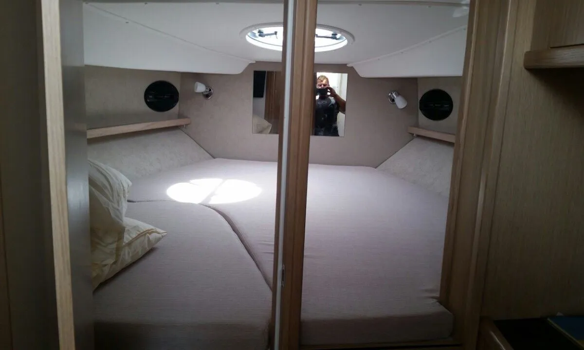 Cabin on Laura III, a Grginić jahte Mirakul 30 Sport Open motorboat at Grad Biograd na Moru, Croatia