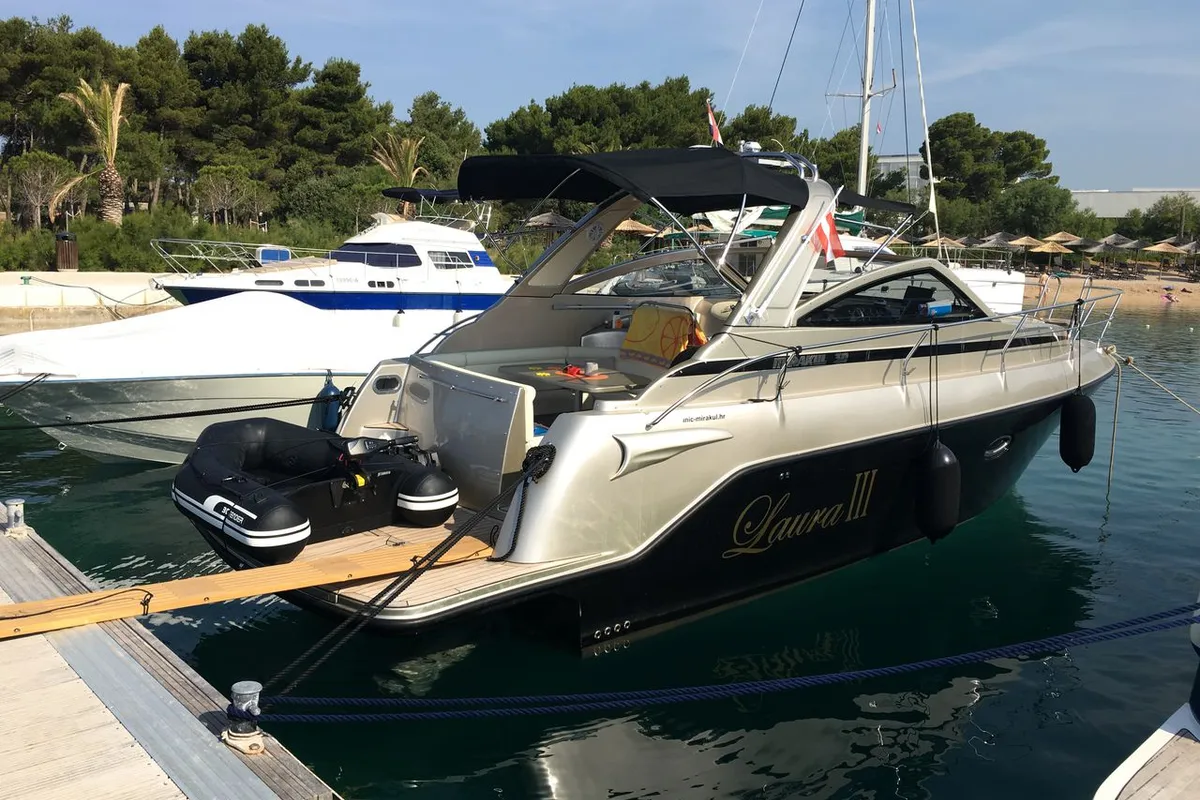 Exterior view of Laura III, a Grginić jahte Mirakul 30 Sport Open motorboat at Grad Biograd na Moru, Croatia