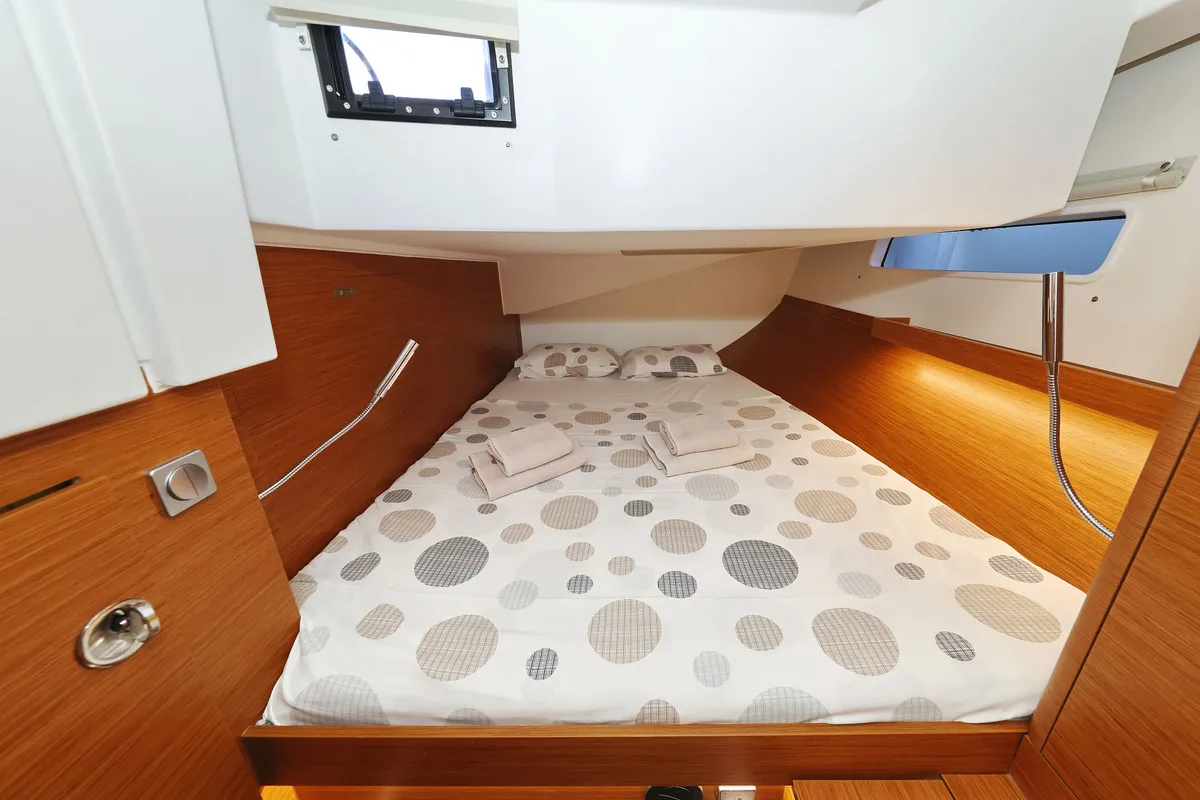 Cabin on Bela, a Hanse 410 sailboat at Grad Biograd na Moru, Croatia
