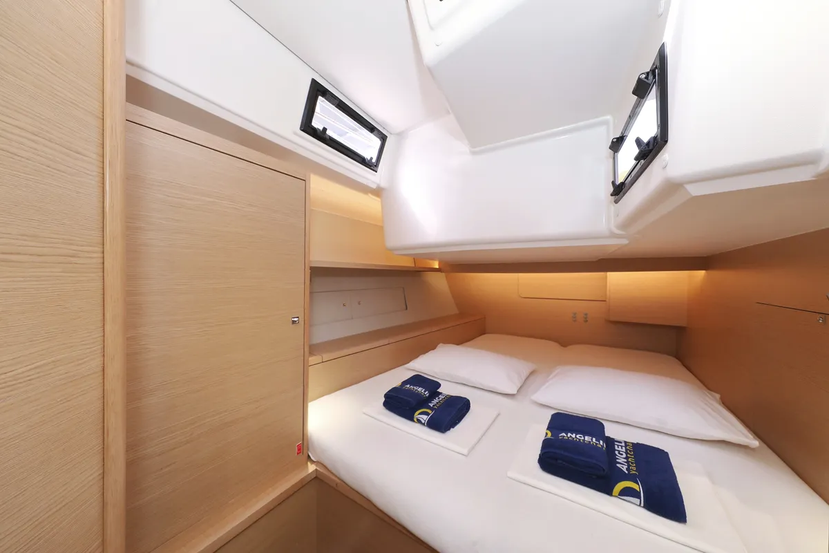 Cabin on Cupid, a Dufour 470 sailboat at Općina Sukošan, Croatia