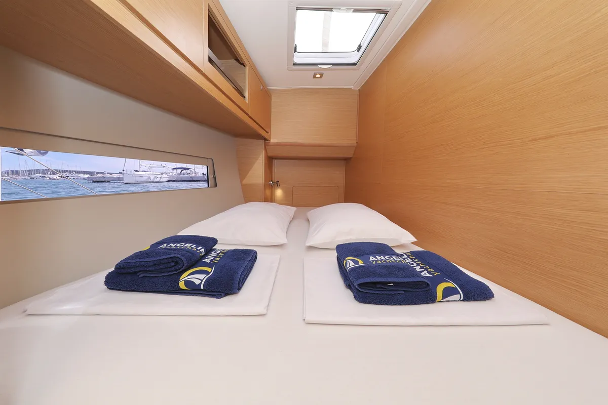 Cabin on Cupid, a Dufour 470 sailboat at Općina Sukošan, Croatia