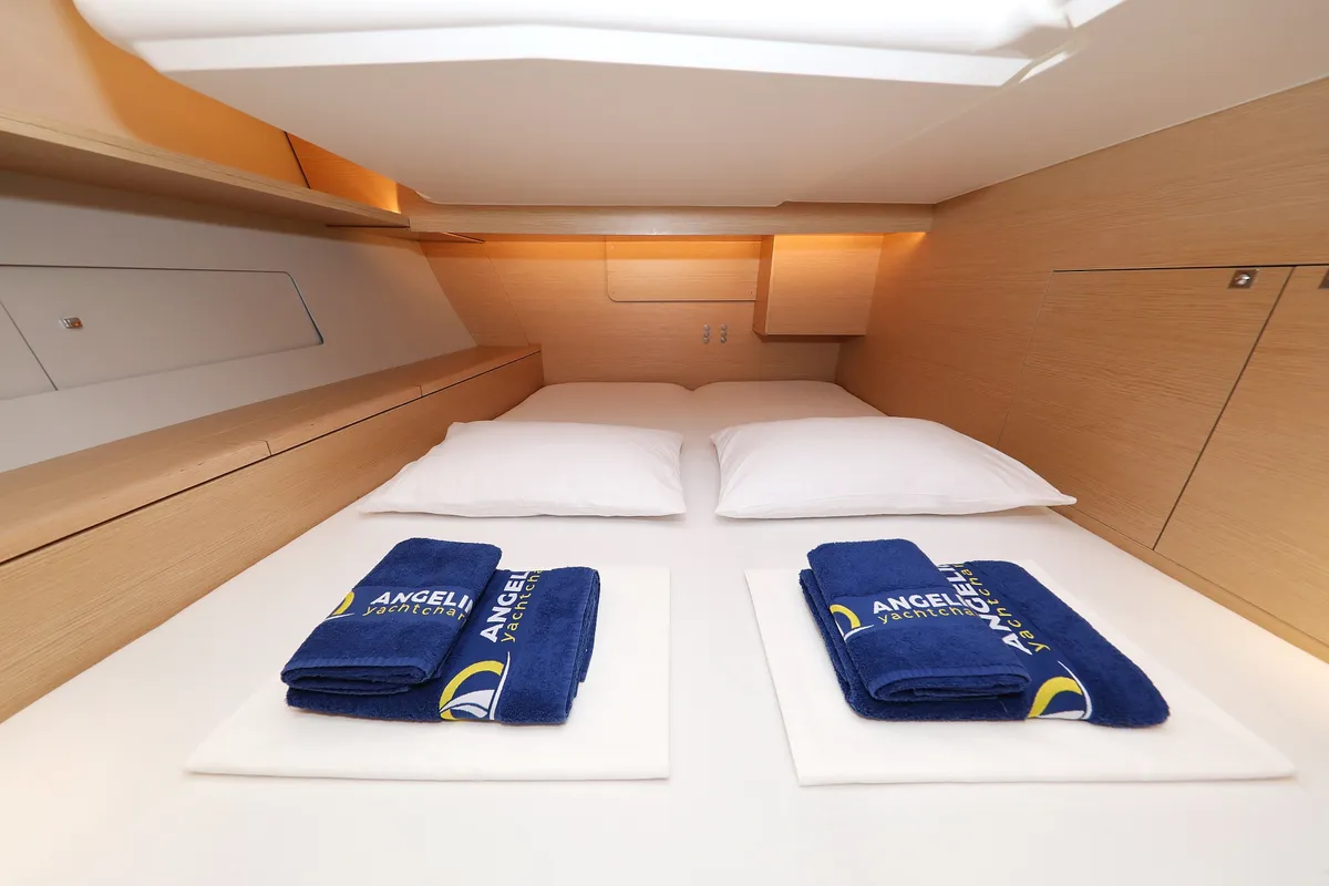 Cabin on Cupid, a Dufour 470 sailboat at Općina Sukošan, Croatia