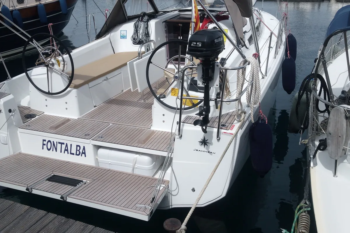 Cockpit of Fontalba, a Jeanneau Sun Odyssey 380 sailboat at Palamós, Spain