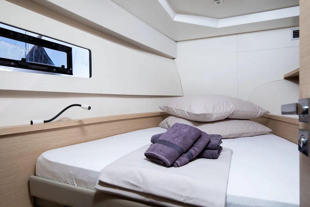 Cabin on Mare Tortuga, a Fountaine Pajot MY 37 catamaran at Općina Medulin, Croatia