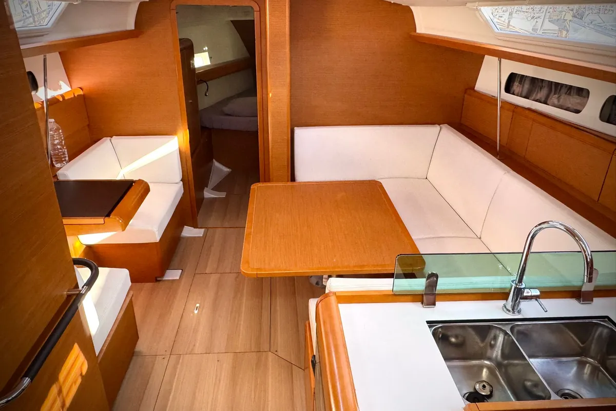 Cabin on Foxy, a Jeanneau Sun Odyssey 419 sailboat at Fethiye, Turkey