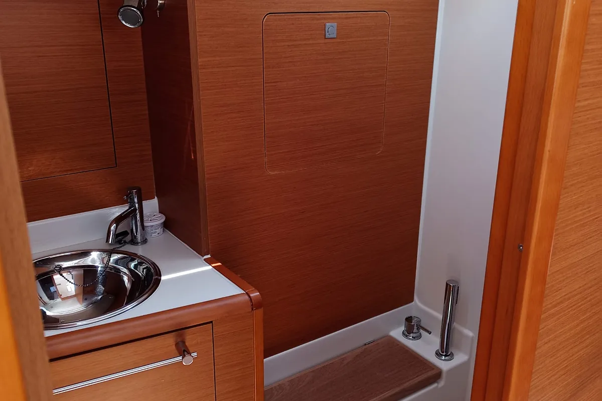 Salon of Foxy, a Jeanneau Sun Odyssey 419 sailboat at Fethiye, Turkey