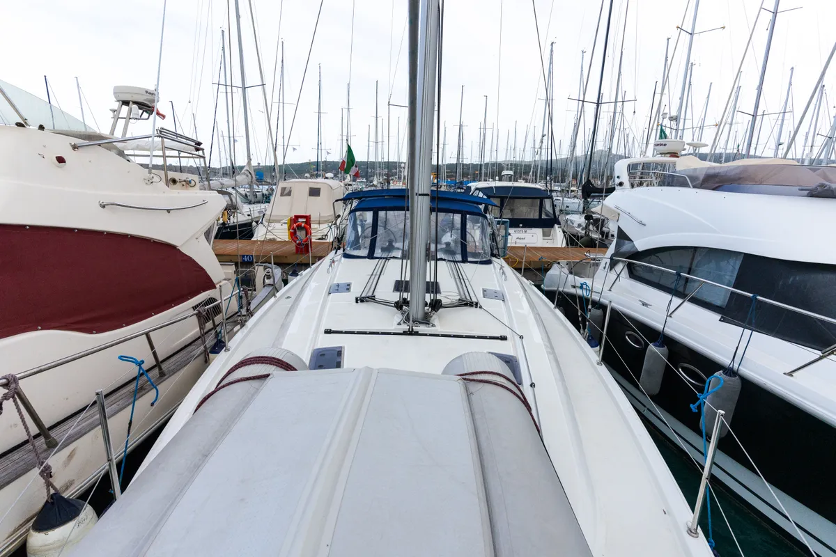 Exterior view of Clio, a Beneteau Oceanis 40.1 sailboat at Rosignano Solvay, Italy