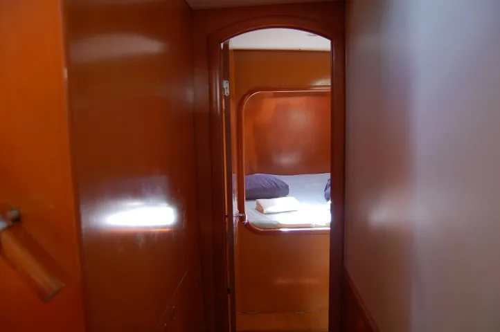 Cabin on Sofia Cuba, a Lagoon 410 catamaran at Cienfuegos, Cuba