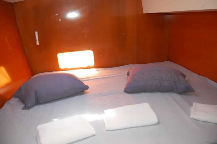 Cabin on Sofia Cuba, a Lagoon 410 catamaran at Cienfuegos, Cuba