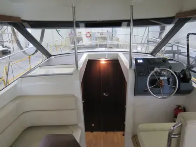 Cockpit of Platinum 989 Flybridge, a Delphia Yachts Platinum 989 motorboat at Wilkasy, Poland