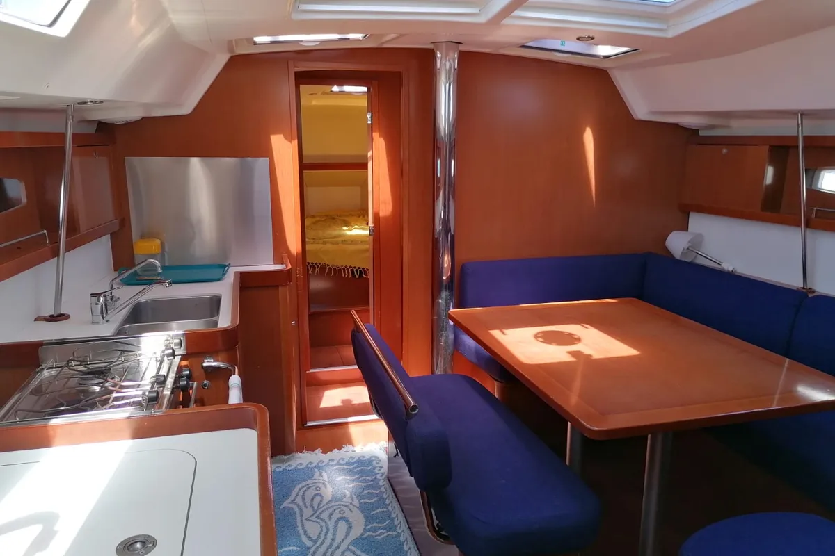 Zoe, a Beneteau Oceanis 46 sailboat at Bari, Italy