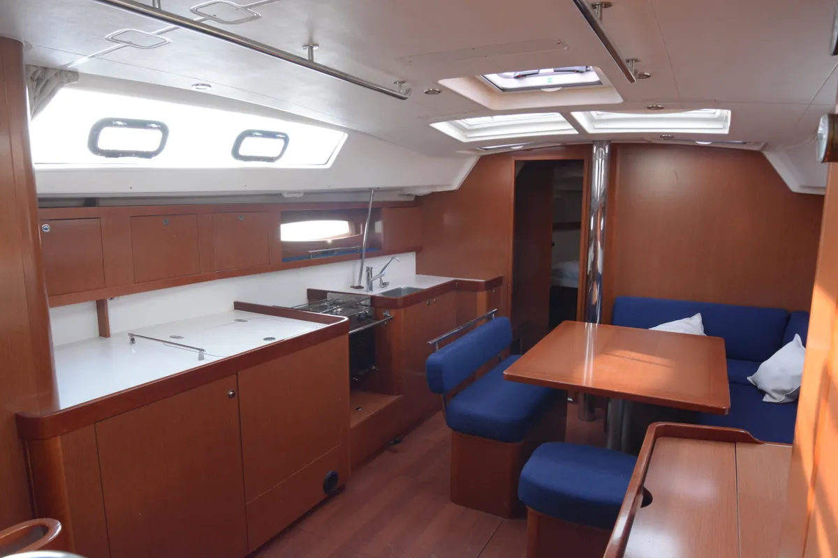 Zoe, a Beneteau Oceanis 46 sailboat at Bari, Italy