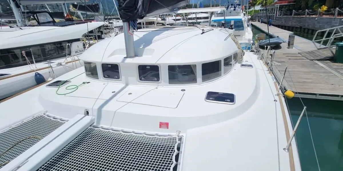 Deck of Papanga, a Lagoon 380 catamaran at Roche Caiman, Seychelles