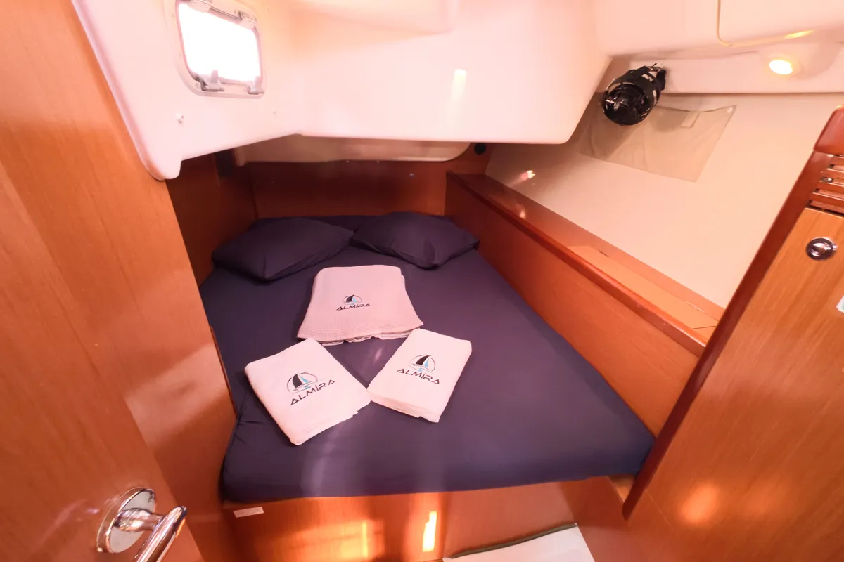 Cabin on Classic, a Beneteau Oceanis 43 sailboat at Fethiye, Turkey
