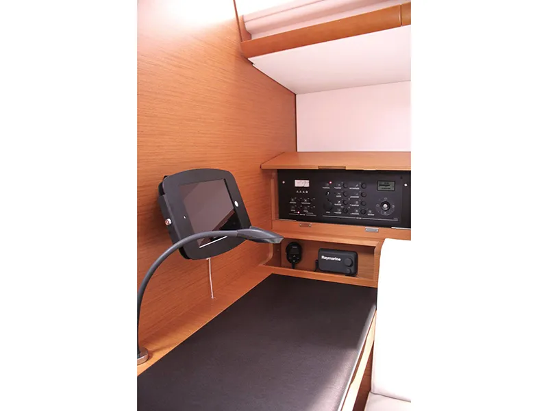 Salon of Athena, a Jeanneau Sun Odyssey 479 sailboat at Lavreotiki Municipal Unit, Greece