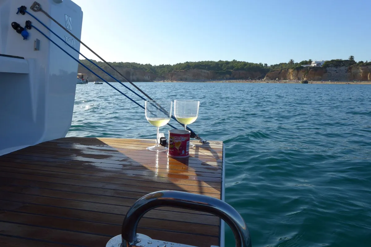 Deck of Mar Me Quer, a Dufour 360 Grand Large sailboat at Portimão, Portugal