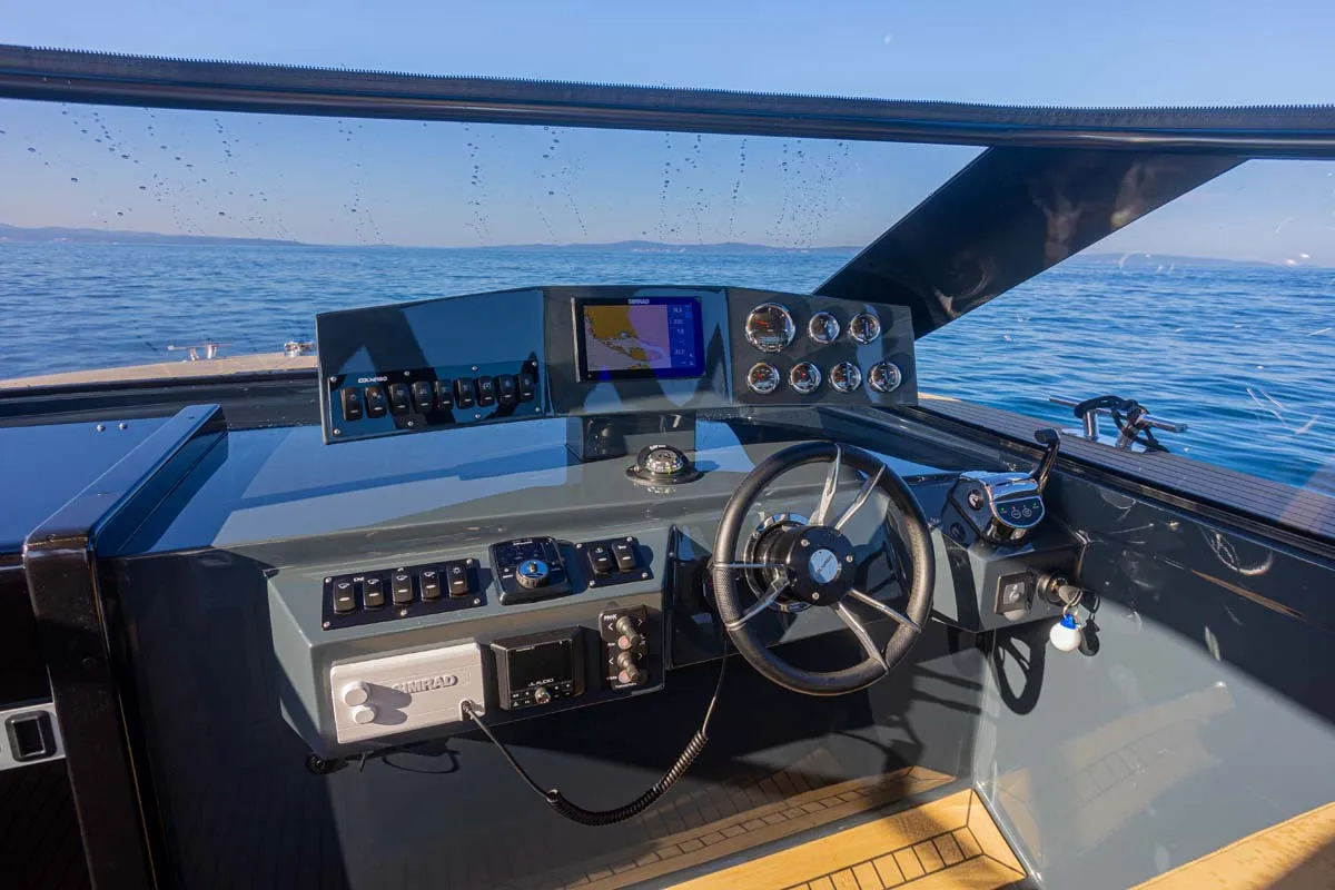 Cabin on Gariful 1, a Colnago 35 motorboat at Split, Croatia