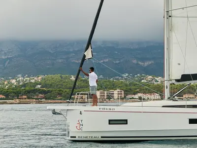 Salon of Onoda, a Beneteau Oceanis 40.1 sailboat at Dénia, Spain