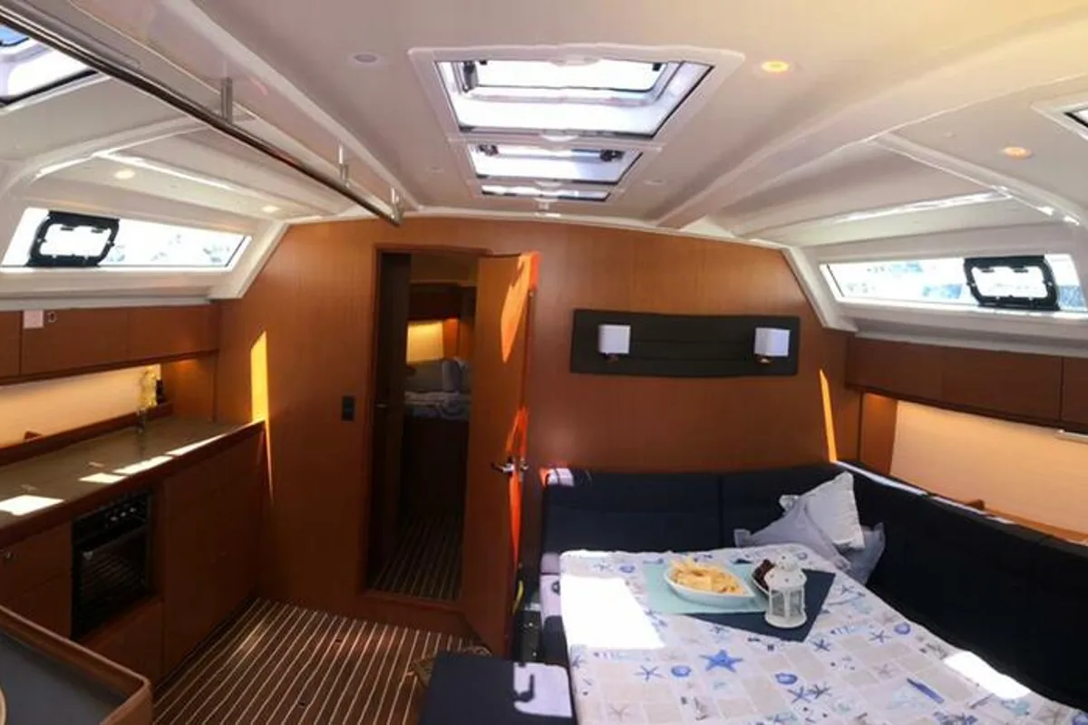 Salon of Slovenska 4, a Bavaria Cruiser 46 sailboat at Split, Croatia