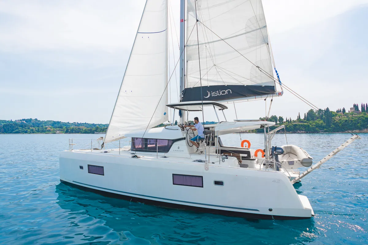 Exterior view of Four Seasons, a Lagoon 42 catamaran at Kontokali, Greece