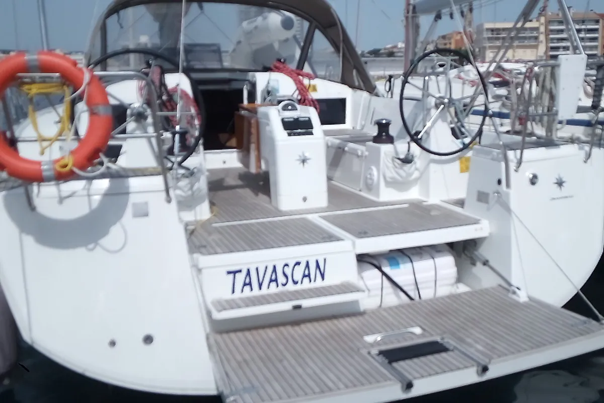Exterior view of Tavascan, a Jeanneau Sun Odyssey 440 sailboat at Palamós, Spain