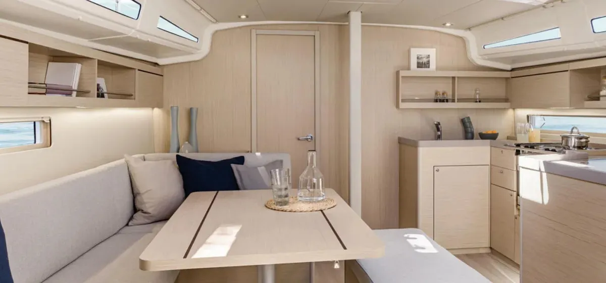 Salon of Moorings 42.3 Exclusive, a Beneteau Oceanis 40.1 sailboat at Marigot, France