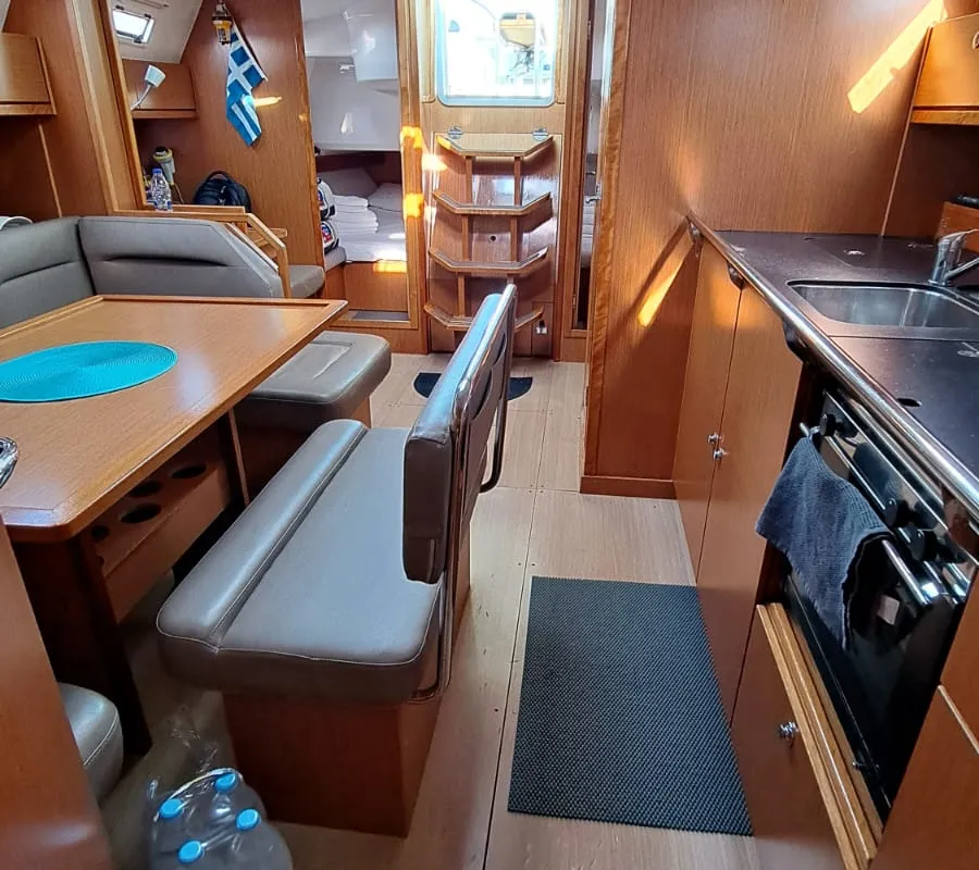 Salon of Manta, a Bavaria Cruiser 40 sailboat at Volos, Greece