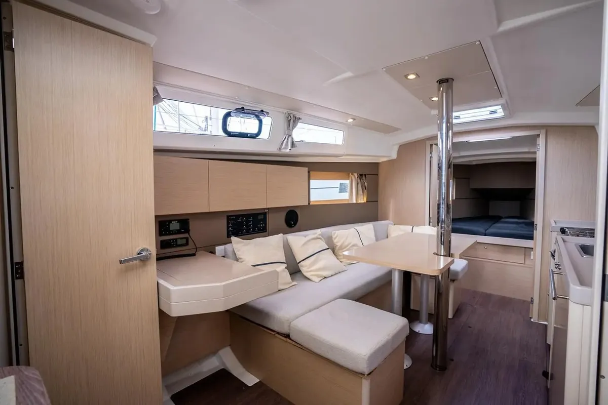 Salon of Malilu, a Beneteau Oceanis 35.1 sailboat at Toulon, France