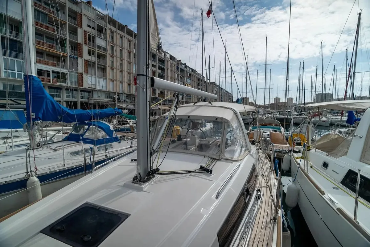 Deck of Malilu, a Beneteau Oceanis 35.1 sailboat at Toulon, France