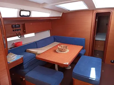 Salon of Barrique I, a Dufour 460 GL sailboat at Seget Donji, Croatia